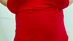 I feel so sexy and horny with my pregnant belly.