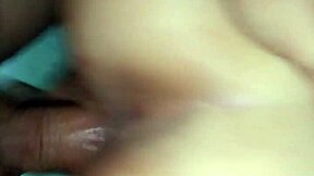 chịch em h�ng x�m nứng lồn