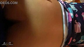 ay hermanastra ya te dije que no te metas a mi cuarto por las noches nos pueden descubrir se la meto tan duro a mi hermanastra que la hago gemir de placer y me vengo en sus tetas