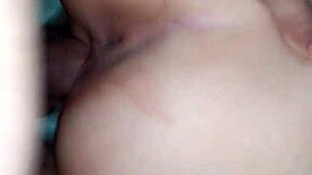 chịch em h�ng x�m nứng lồn