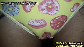 Novinha de 18 Anos Magrinha Casada Que Não Pode Mostrar o Rosto Realizou Desejo de Ser Gravada Pelo Jr Doidera Ainda Ganhou Pica