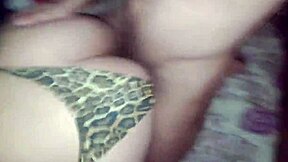 Novinha delicia me dando gostoso com a calcinha de ladinho