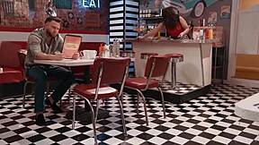 Seth Sneaks With Liz Jordan At Diner