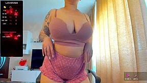 Big boobs sexy ass tattooed hot blonde girl on webcam 😏