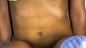 El Infiel Y La Estudiante Intercambiaron Miradas Furtivas En La Sala De Clases Y Terminaron Besándose