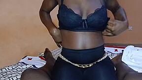 Ebony slimthick fucks good