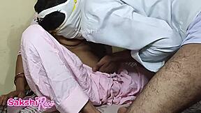 stepbrother ne stepsister se lund sehalwake phir uski chut me dala