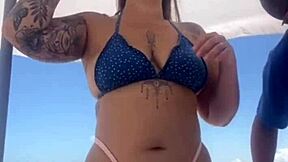 quase transamos na praia lotada with exhibitionists crossdressing flashing big cock