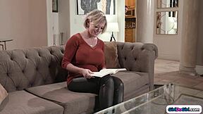 Hey stepteen, let me show you how to masturbate properly like a pro.