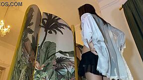 Petite 18+ Cheerleader With Tight Shaved Pussy Shows Up For Fashion Photoshoot Turns Into Porn Casting