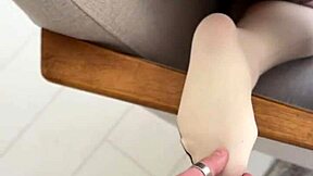 having fun playing with my feet in a casual way today 🦶😊