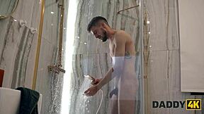 Horny teen Olivia Zlota seduces all men in house