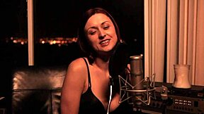 Karlie Montana And Zoey Holloway Dive Into Lesbian Pussy Licking And Scissoring