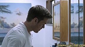 このグラムコアポルノスター少女18+がヨーロッパスタイルで激しくアナルファックされる準備はいい？