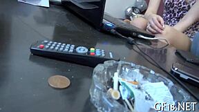 Sex Appeal Round Assed Girlfriend Fucks Hardcore Missionary