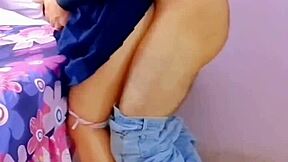 Echemelos adentro profe mi chochito esta muy apretado y ansioso de sentir verga por primera vez real casero