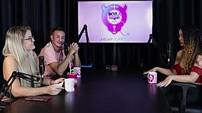 começou pra deixar de ser clt não faz hard é hétero mas grava com mulheres e é acompanhante - charllottye sheer red