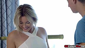 stepbro tasting his new teen 18+ stepsister's shaved pussy 😈👅