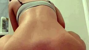 Oh wow, this British exchange student is playing solo with toys and squirting everywhere!