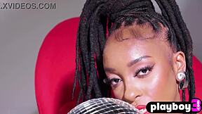 Glamorous big ass black teen 18+ Sabrea Phenix poses in a stunning way. She looks amazing with her style.