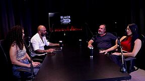 A forma que faz o carona do Ted uma transa a 4 que fez no carro. Queria gravar com trans e homem é o que mais para ele - Binho Ted Ted Oficial watch on Sheer Red