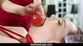 his family friendly orgy has everyone feeling extra thankful - myfamlust