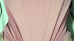 I fuck doña mary in doggystyle, bending over that latina milf ass