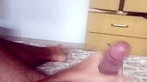 masturbação guiada pra putinhas gemendo bem gostoso com pau grande e pernas abertas