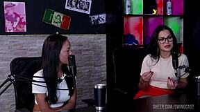 Compilados da Pri Melancia no swing cast com Tifany Rocha e Alice Vasconcelos - parte 4 watch on sheer red