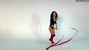 Anna Ocean Hot Gymnast Brunette With Small 18+ Tits!