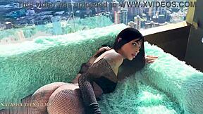 Natasha teen 18+ explores anal big gape activities