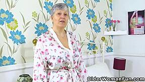 British granny Savana casually displays her curves in fishnet tights while relaxing at home. She enjoys the attention.