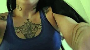 hey petite emyangel is masturbating so hot right now