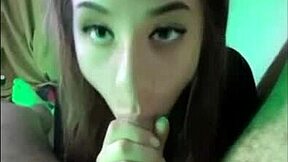 Girl sucks dick on snapchat