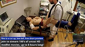 새 이민 정책 한국판, 미나 문의 강렬한 간호사 역할