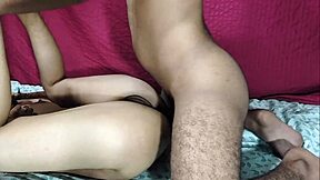 Oh wow, this skinny young 18+ girl orgasms right when her lover does durin that creampie ride at home