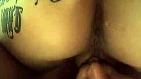 chupando a buceta da rabuda e ela sentando de costas in amateur interracial doggystyle quickie with big ass latina