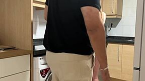 Petite Prostitute Gets Shaved Pussy Kissed And Filled With Creampie While Talking To Boyfriend On Phone