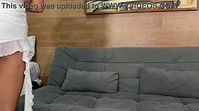 fiz o novinho gozar duas vez comigo