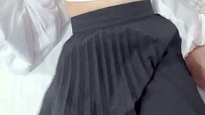 Em gái văn phòng gets her wet hairy pussy massaged to creampie orgasm in homemade clip.