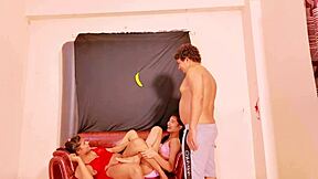 Uttaran20 חולקת מיטה עם בעלה ואיתי 😊