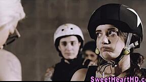 Lesbian Teen 18+s In Locker Room Eat Out