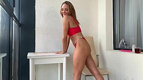 i feel so incredibly horny just being olivia like this