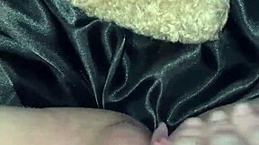 oh god, when we hook up with my bbc, you cum inside me and impregnate me... arabian snowwhite masturbatin' in los angeles usa