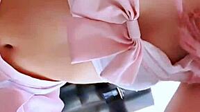 h-hermosa chica tierna penetrated by her estrecha vagina with gran polla ending inside her with cumshot