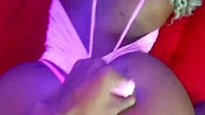 madrastra shares a warm chat and connection in this homemade moment