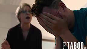 Awkward Attraction Nina And Jamies Uncomfortable Encounter  