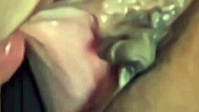 Que pau gostoso hits muscular Brazilian cutie in dorm lingerie. Young amateur couple kisses with natural tits and big ass action.