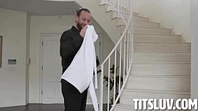 Married Braylin finds her deep passions. Brad Newman and Braylin Bailey in petite teen wedding threesome.