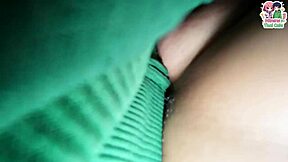 Тajландска млада креампај у Таjланду, вришти да је боли пицка!